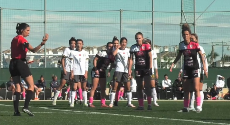  唐佳麗梅開二度、邵子欽破門，中國女足3-2擊敗Alhama俱樂部女足