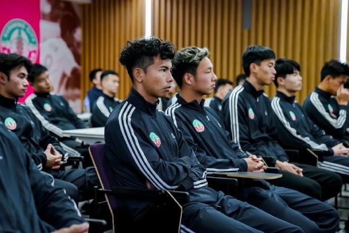 出征中乙！昆明城星足球俱樂部11日舉行新賽季見面會暨出征儀式