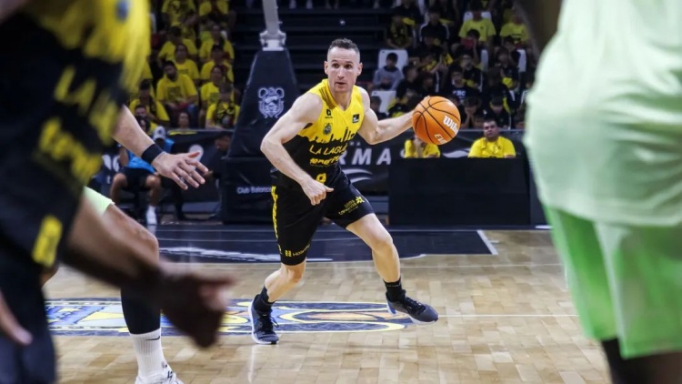  NBA初代老六，42歲進(jìn)入生涯巔峰？！