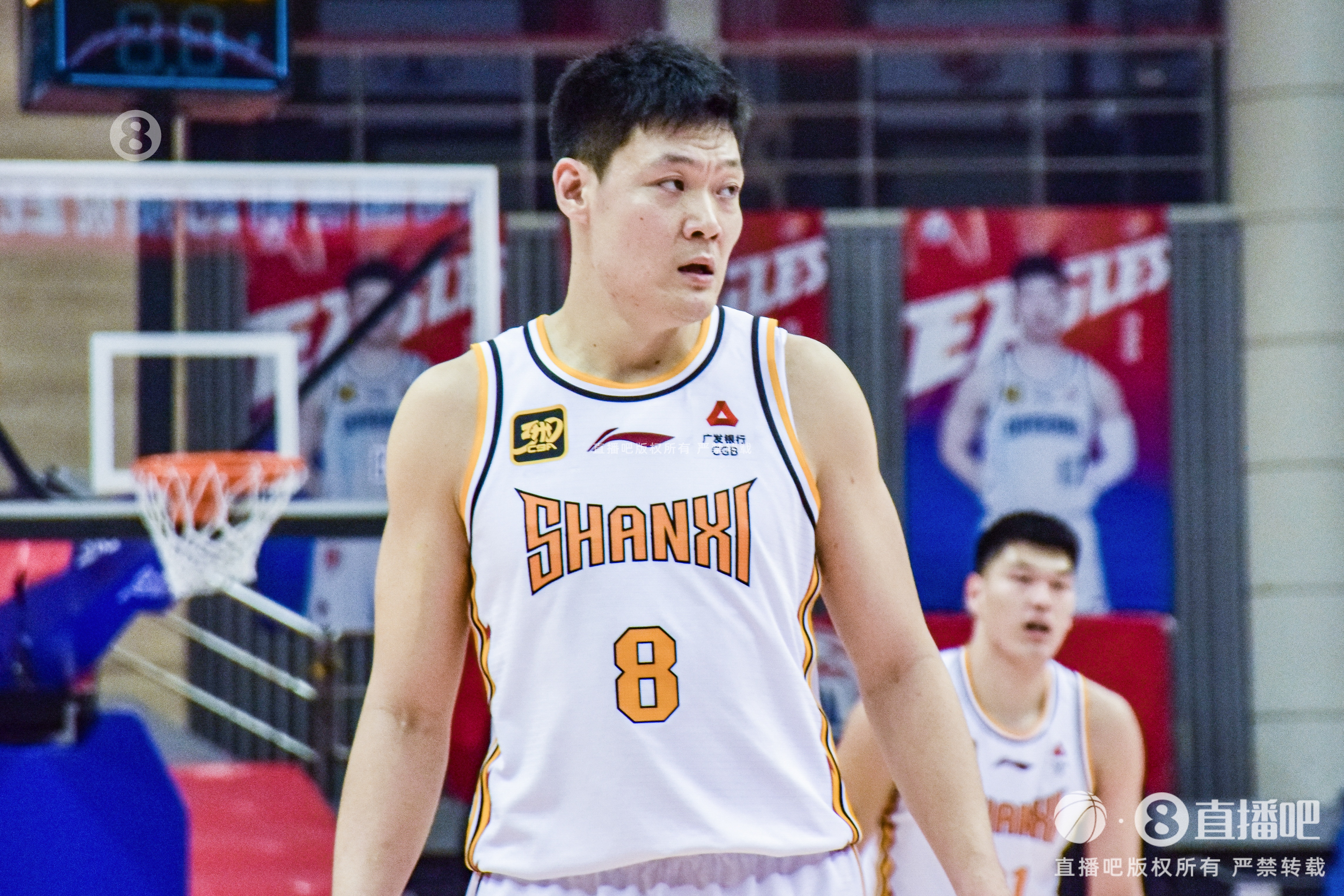  就你還正常！張寧半場8中5拿到10分2板2助