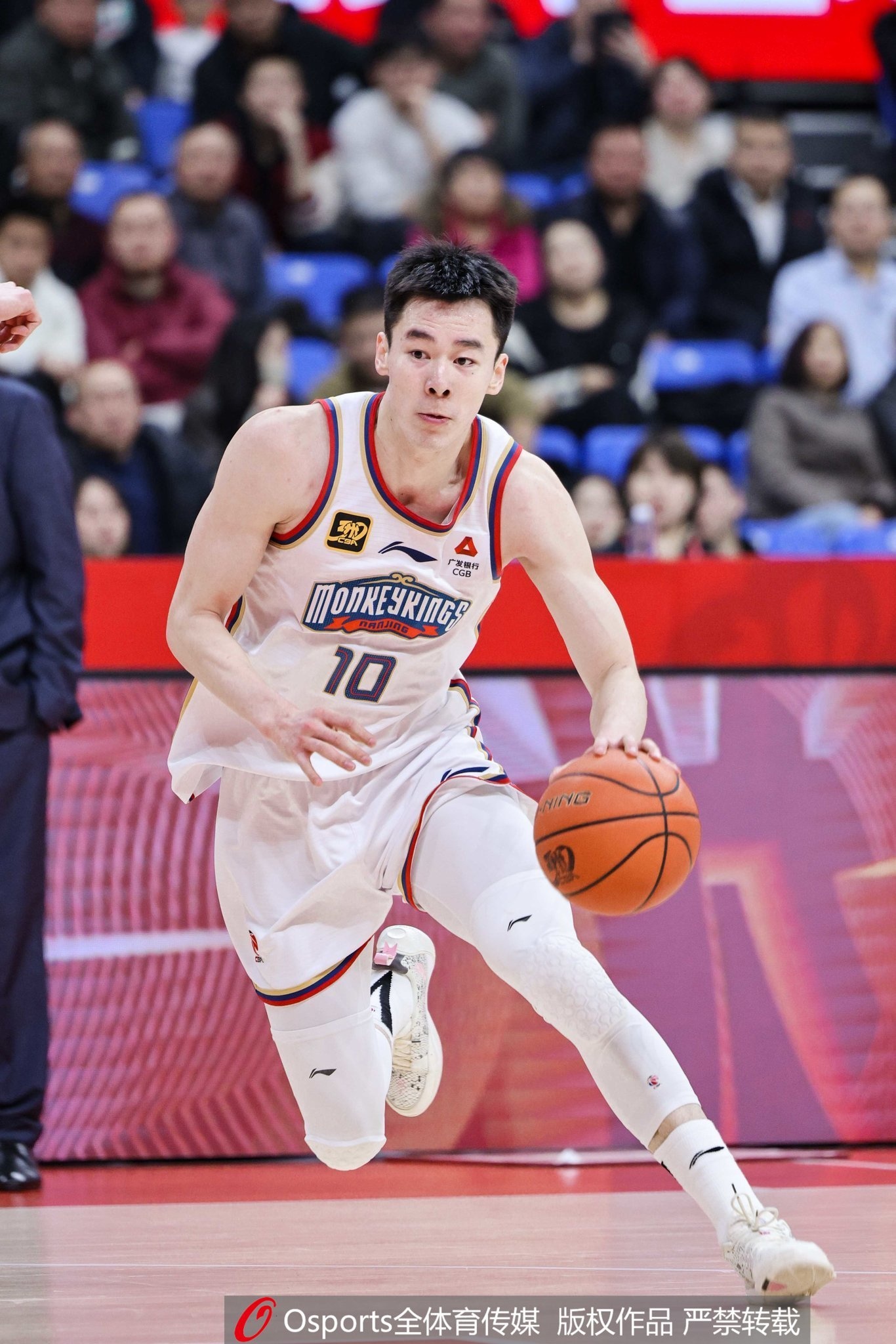  沖擊力十足！郭昊文17投5中&罰球14中12 得到24分10板5助